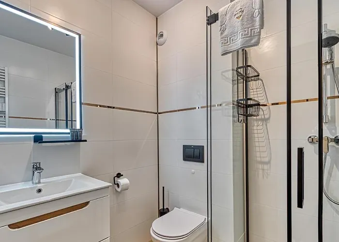 Z Basenem I Saunami Stone Hill Vip Centrum By Royal Aparts * Szklarska Poręba