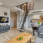 Z Basenem I Saunami Stone Hill Vip Centrum By Royal Aparts Apartment *