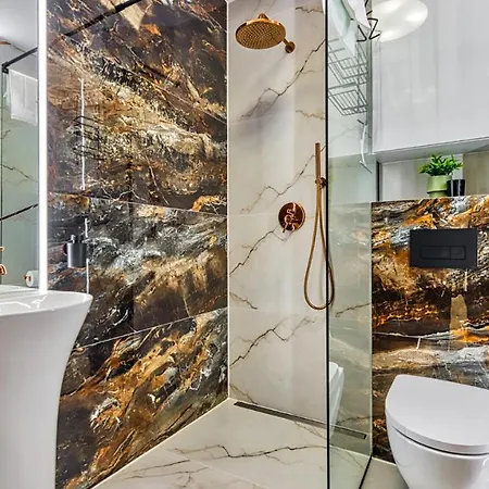 Z Basenem I Saunami Stone Hill Vip Centrum By Royal Aparts * Szklarska Poręba