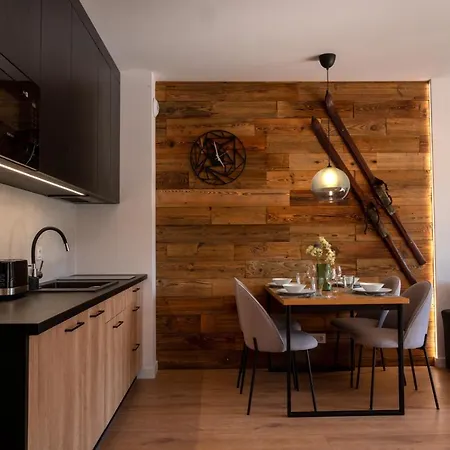 Apartmán Z Basenem I Saunami Stone Hill Vip Centrum By Royal Aparts Sklářská Poruba