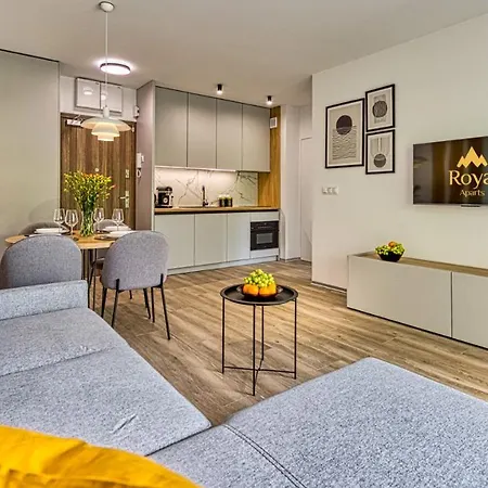 Z Basenem I Saunami Stone Hill Vip Centrum By Royal Aparts Apartman