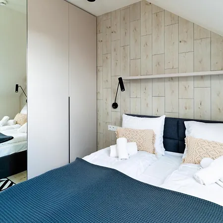 Z Basenem I Saunami Stone Hill Vip Centrum By Royal Aparts Apartment