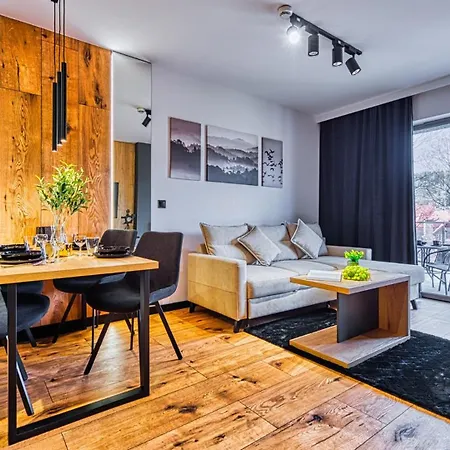 Z Basenem I Saunami Stone Hill Vip Centrum By Royal Aparts