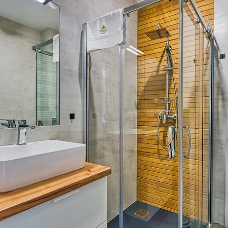 Apartment Z Basenem I Saunami Stone Hill Vip Centrum By Royal Aparts Schreiberhau