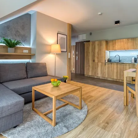 Z Basenem I Saunami Stone Hill Vip Centrum By Royal Aparts Apartmán