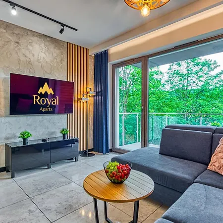 Z Basenem I Saunami Stone Hill Vip Centrum By Royal Aparts