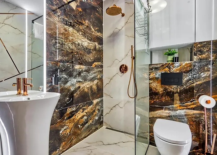 Z Basenem I Saunami Stone Hill Vip Centrum By Royal Aparts * Sklářská Poruba