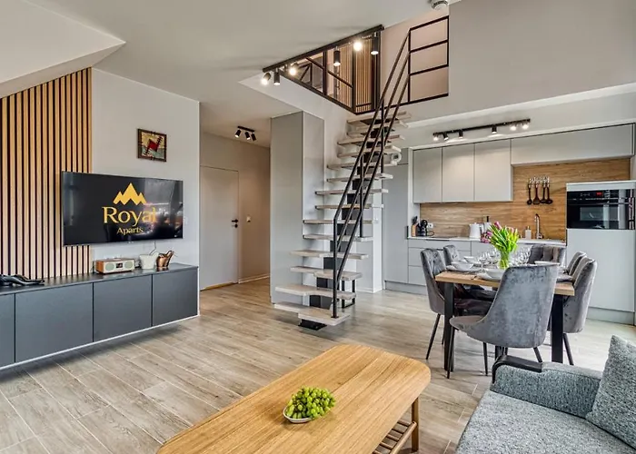 Z Basenem I Saunami Stone Hill Vip Centrum By Royal Aparts Apartmán *